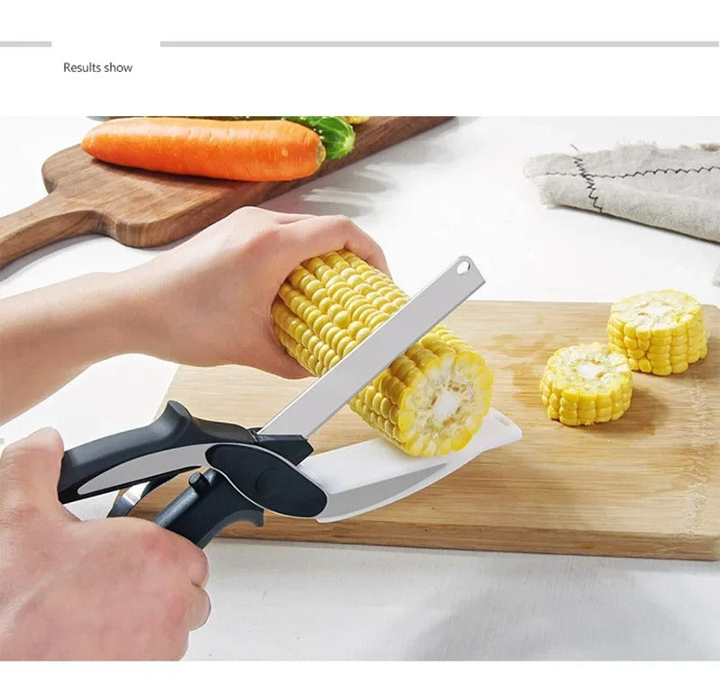 Integrated Cutting Board Scissors